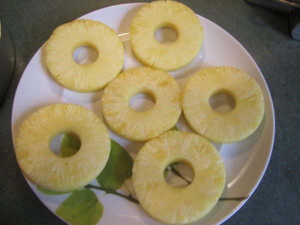 Pinapple Upside Down Cake 013